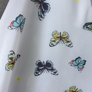 torrid Tops - Torrid sleeveless blouse size 0 butterfly print torrid Tops - Torrid sleeveless blouse size 0 butterfly print